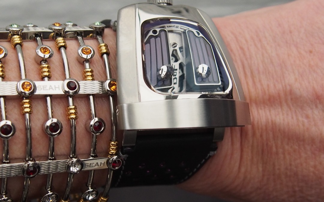 3D Space-Age Glowing Watches for the Female Wrist: MB&F  HMX Black Badger